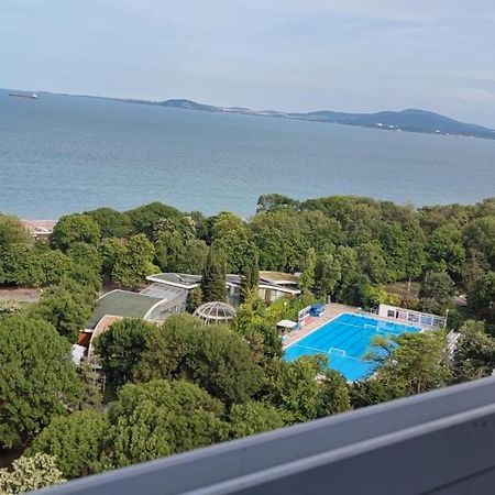 Ferienwohnung Sea View Flora Burgas City Exterior foto