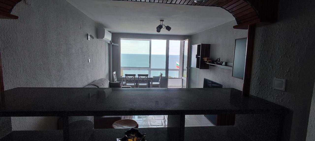 Ferienwohnung Sea View Flora Burgas City Exterior foto