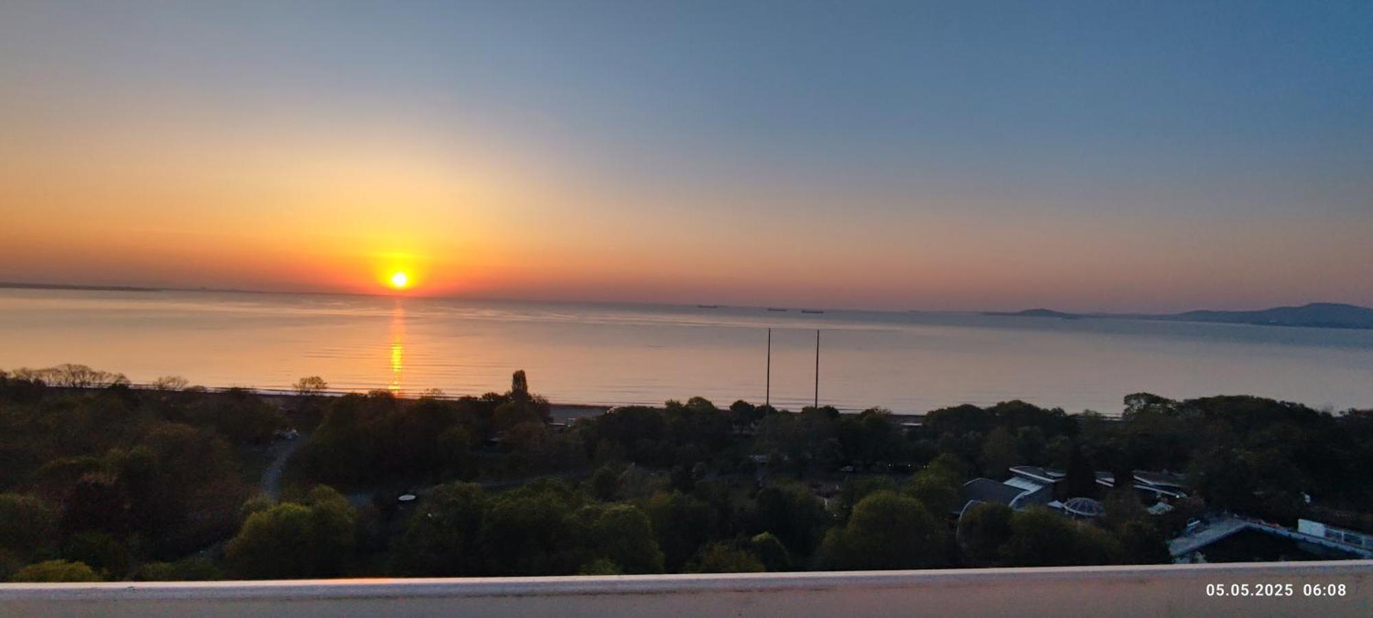 Ferienwohnung Sea View Flora Burgas City Exterior foto